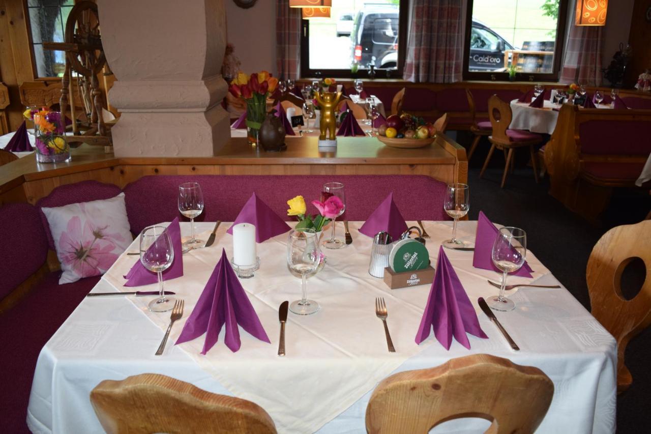 Hotel Christoffel Niederau Bagian luar foto